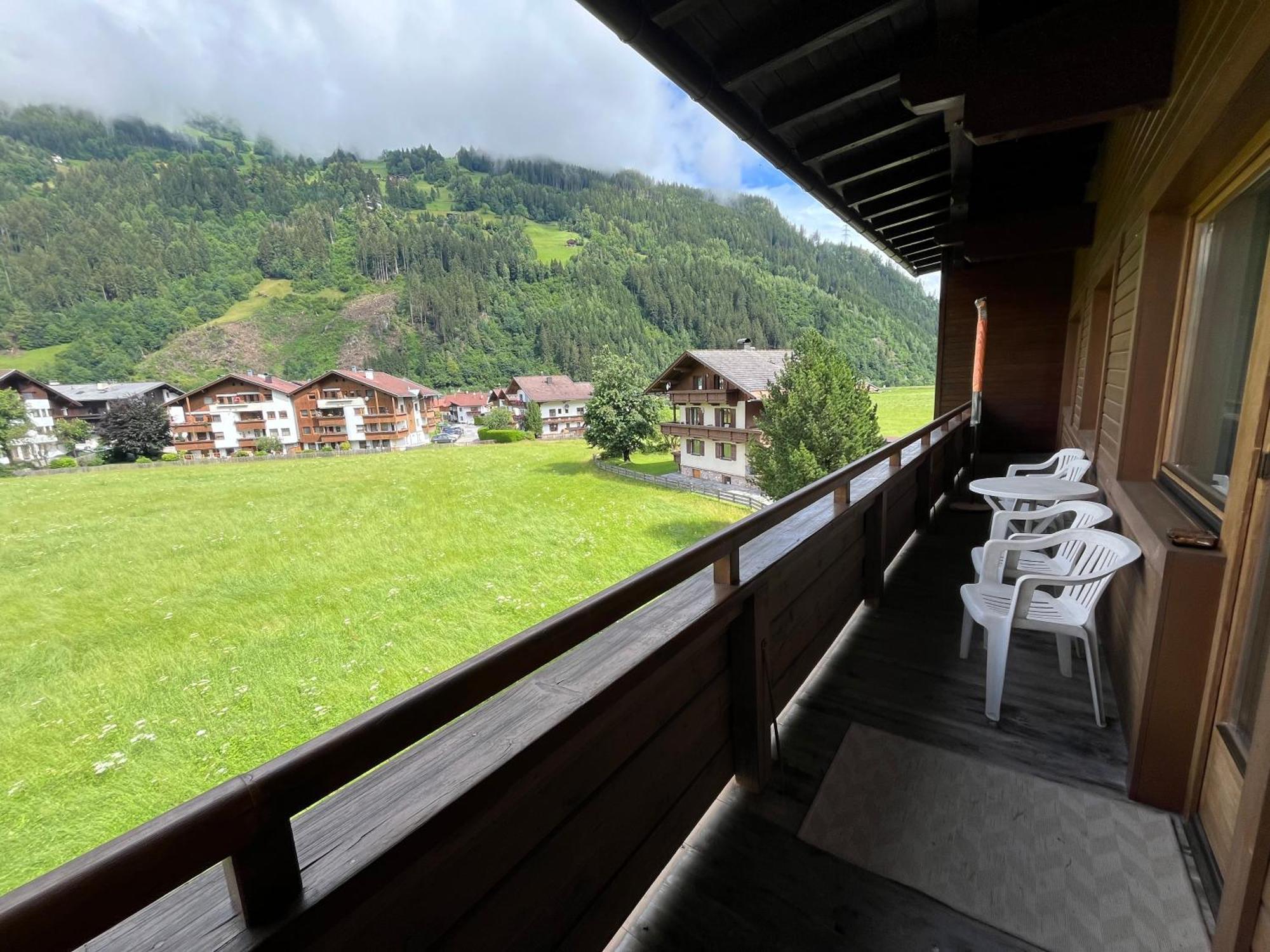 Zell Views Apartments Цель-ам-Циллер Экстерьер фото